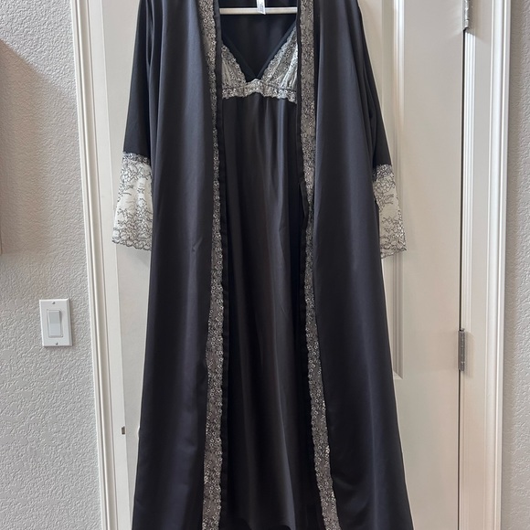 Anthropologie Flora Nikrooz Charmeuse Lace Night Midi Dress WITH MATCHING ROBE!! - Picture 5 of 10